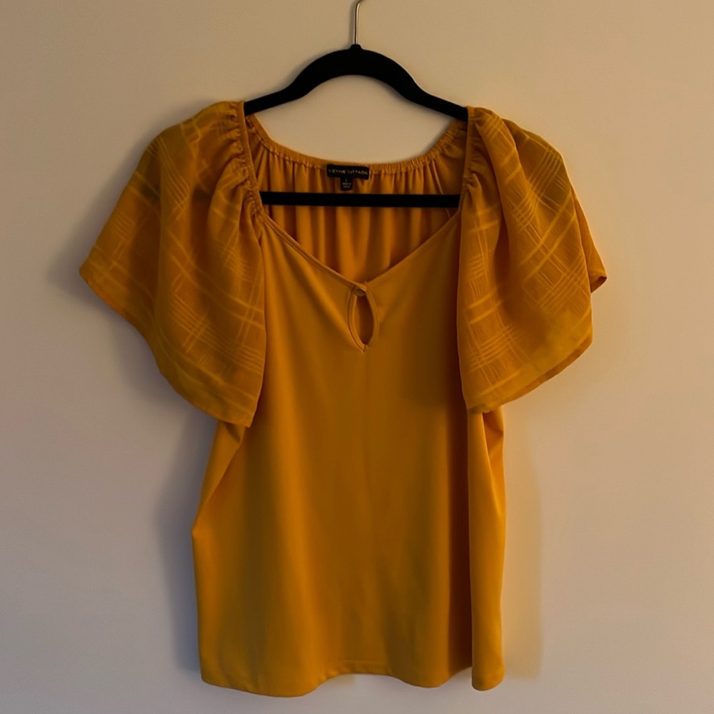 NWOT Adrienne Vittadini Blouse L
